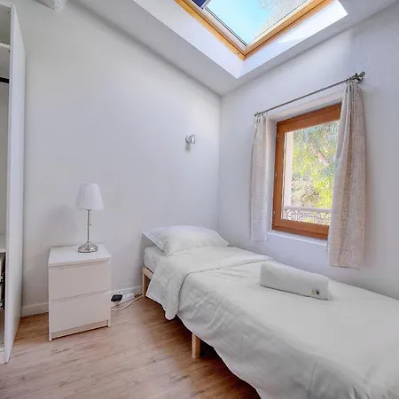 Immogroom - Refurbished - Sea View - Wifi - Air Conditioning *